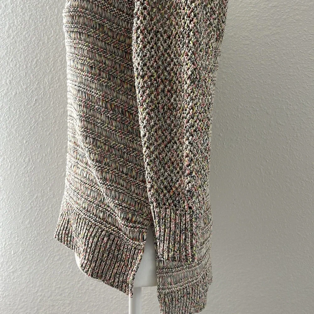 Multi color sweater… Great for Fall - Picture 3 of 8